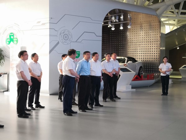 闫立2_副本.jpg 闫立2_副本.jpg